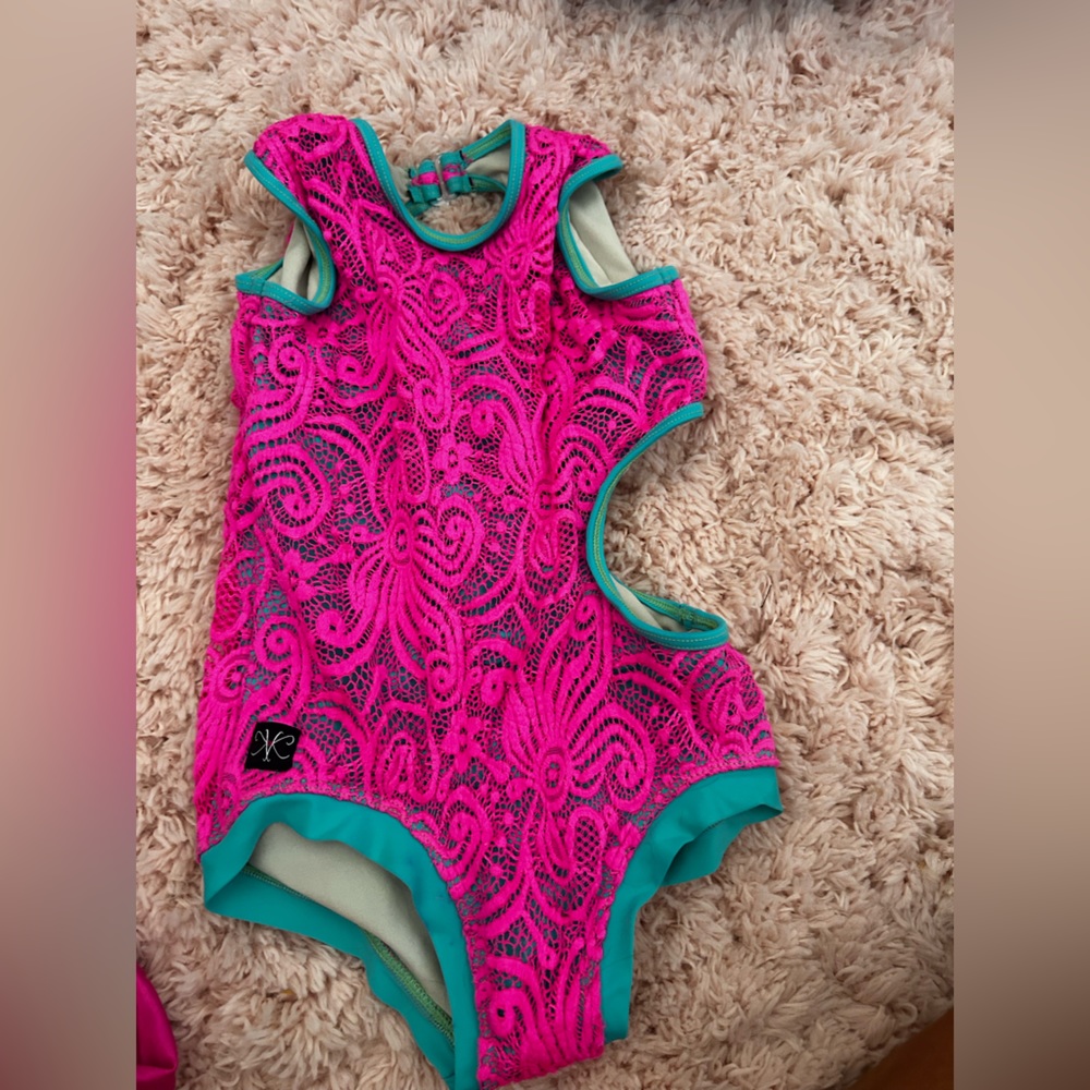 Kandi kouture leo